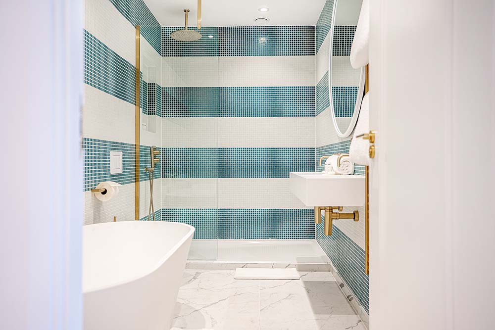 Seaview Suite Bathroom